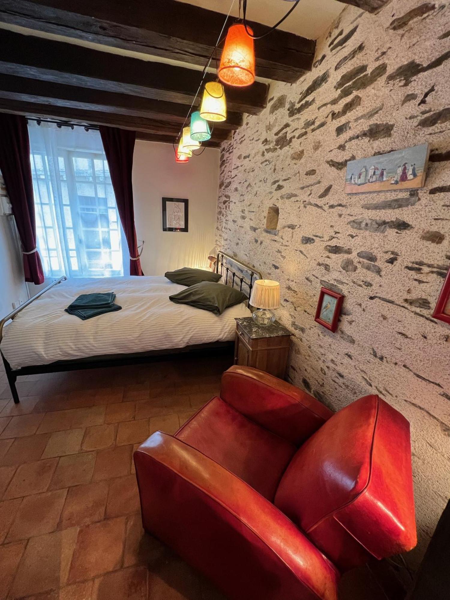 Maison Bout Du Monde Angers Hyper Centre Zimmer foto